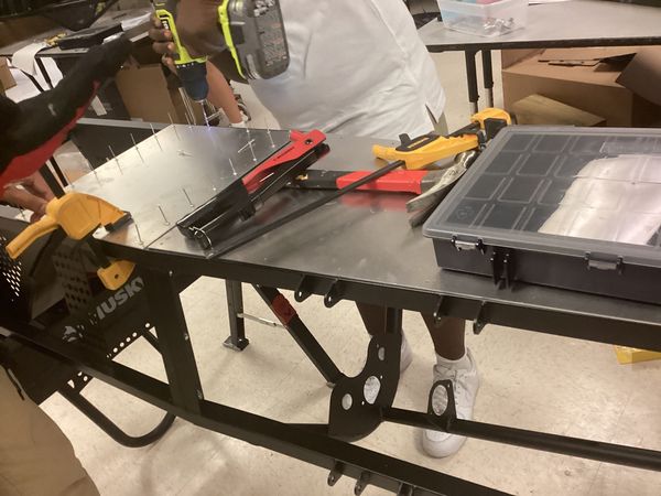 Raven Racing students building car #2044, photo 7 of 64