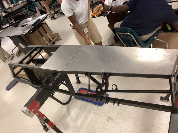 Raven Racing students building car #2044, photo 14 of 64