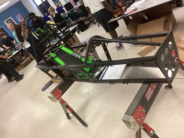 Raven Racing students building car #2044, photo 15 of 64