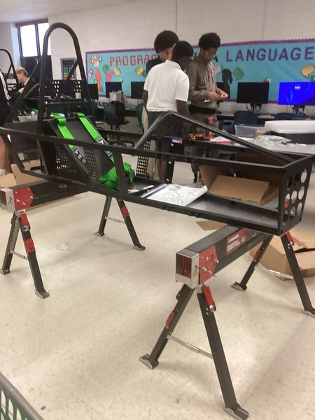 Raven Racing students building car #2044, photo 16 of 64