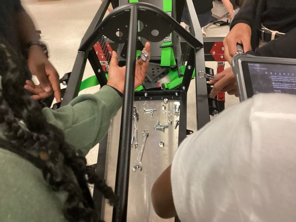 Raven Racing students building car #2044, photo 26 of 64