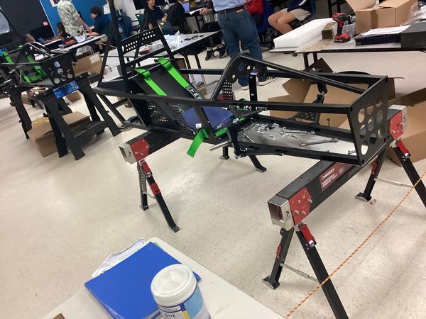 Raven Racing students building car #2044, photo 30 of 64