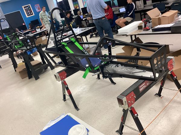 Raven Racing students building car #2044, photo 31 of 64