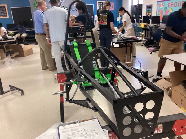 Raven Racing students building car #2044, photo 36 of 64