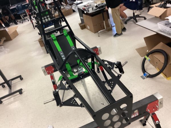 Raven Racing students building car #2044, photo 41 of 64