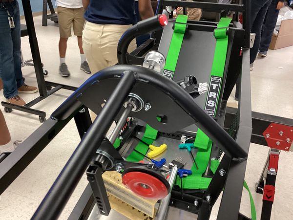 Raven Racing students building car #2044, photo 46 of 64