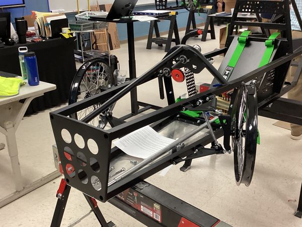 Raven Racing students building car #2044, photo 48 of 64