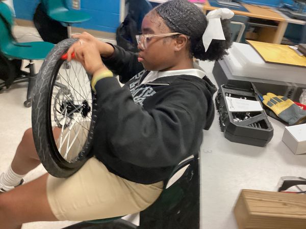 Raven Racing students building car #2044, photo 57 of 64