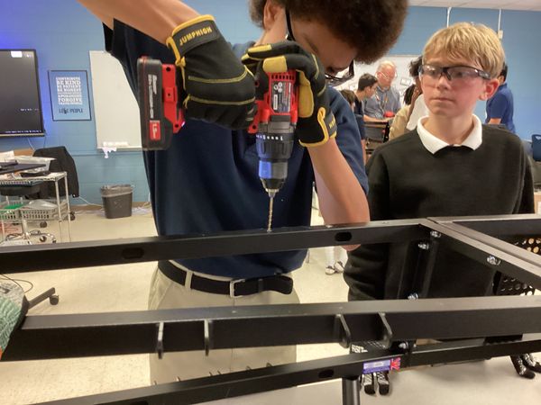 Raven Racing students building car #2049, photo 6 of 83