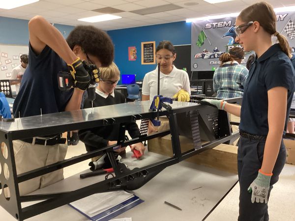 Raven Racing students building car #2049, photo 15 of 83