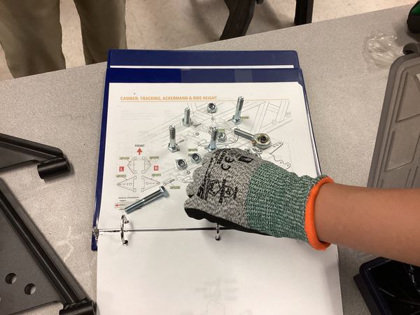 Raven Racing students building car #2049, photo 25 of 83