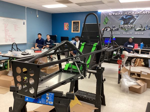 Raven Racing students building car #2049, photo 26 of 83