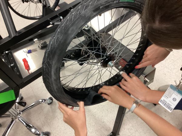 Raven Racing students building car #2049, photo 56 of 83
