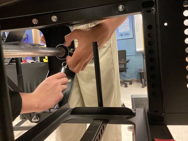 Raven Racing students building car #2049, photo 71 of 83