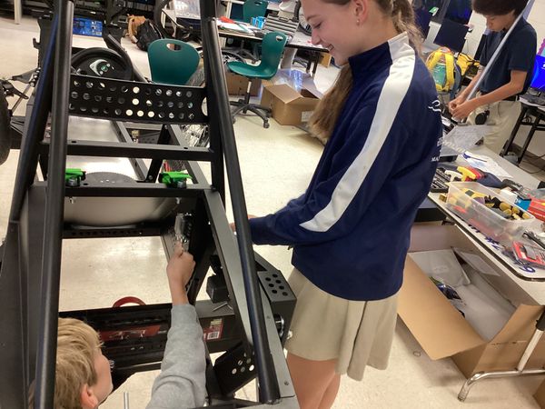 Raven Racing students building car #2049, photo 73 of 83