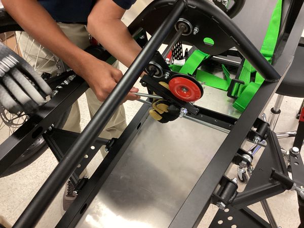 Raven Racing students building car #2049, photo 76 of 83
