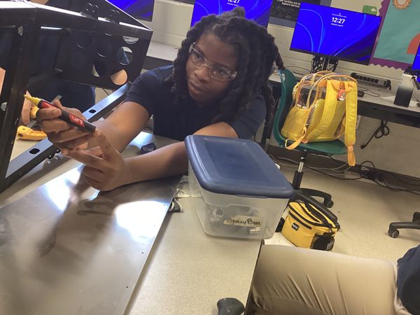 Raven Racing students building car #2052, photo 4 of 14