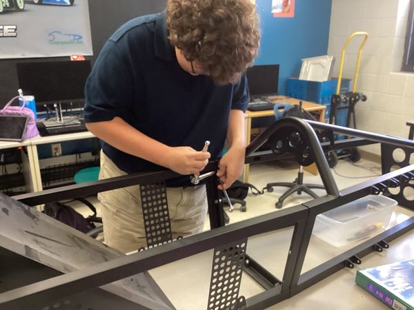 Raven Racing students building car #2052, photo 7 of 14