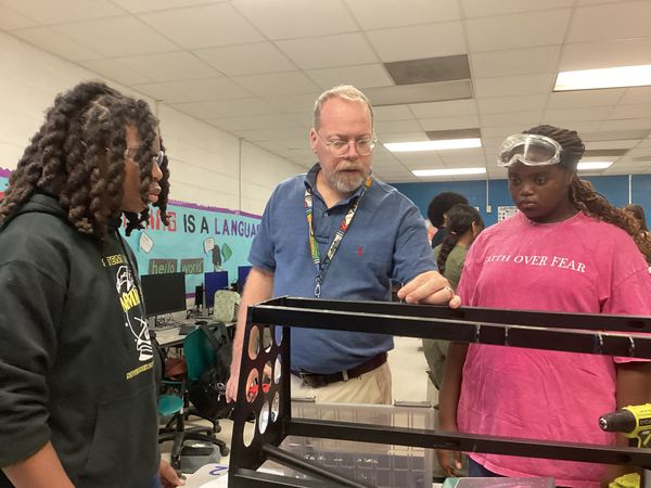 Raven Racing students building car #2052, photo 12 of 14